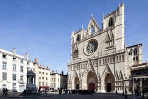 Au coeur du vieux Lyon, la Primatiale Saint Jean est un édifice du XIV ème siècle