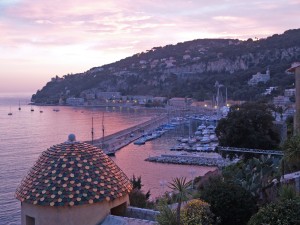 Couché de soleil sur le port de la Darse