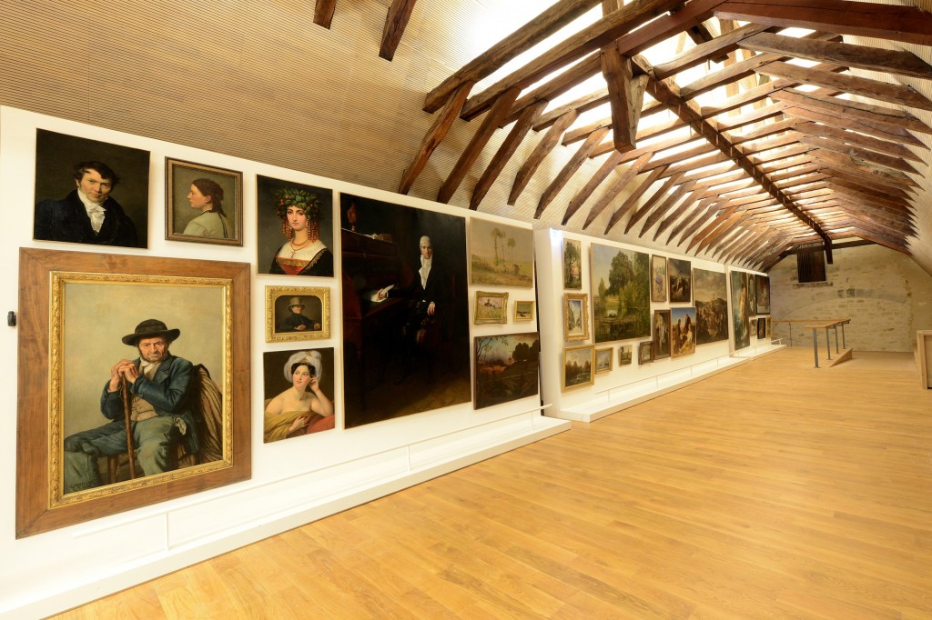 La galerie des peintures offre une belle vue sur la charpente 