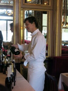 Le chef savoyard Guy Martin présente un Crémant de Savoie