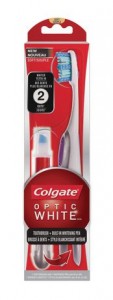 La brosse et son stylo blanchisseur de Colgate