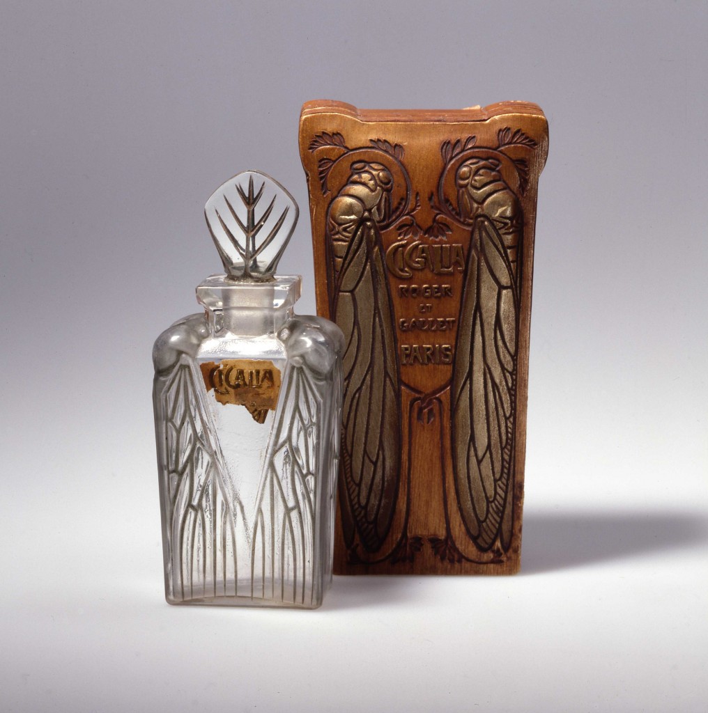 Flacon et boîte Cigalia créé par R.Lalique pour Roger & Gallet