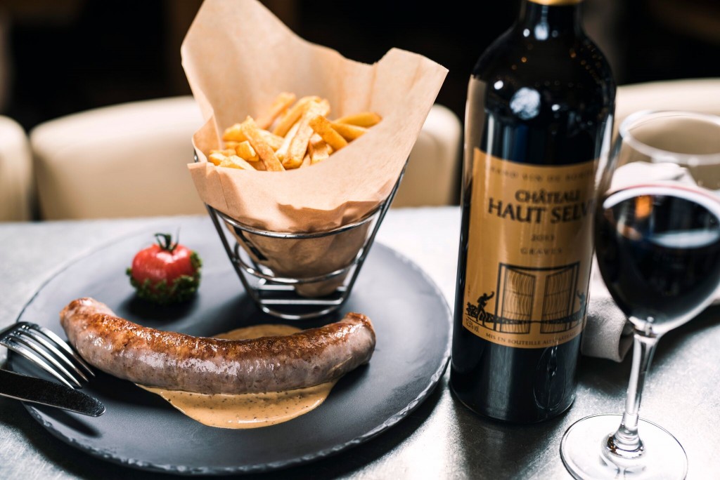 Saucisse d'Aubrac et frites maison