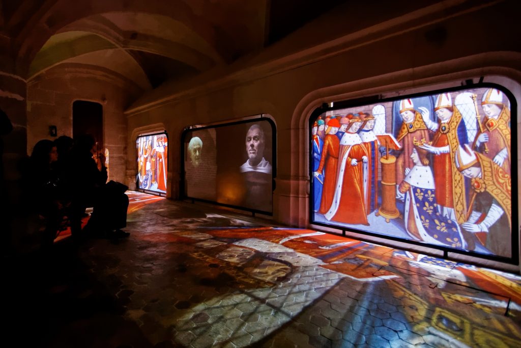 Visite avec figurants de l'historial Jeanne d'Arc.