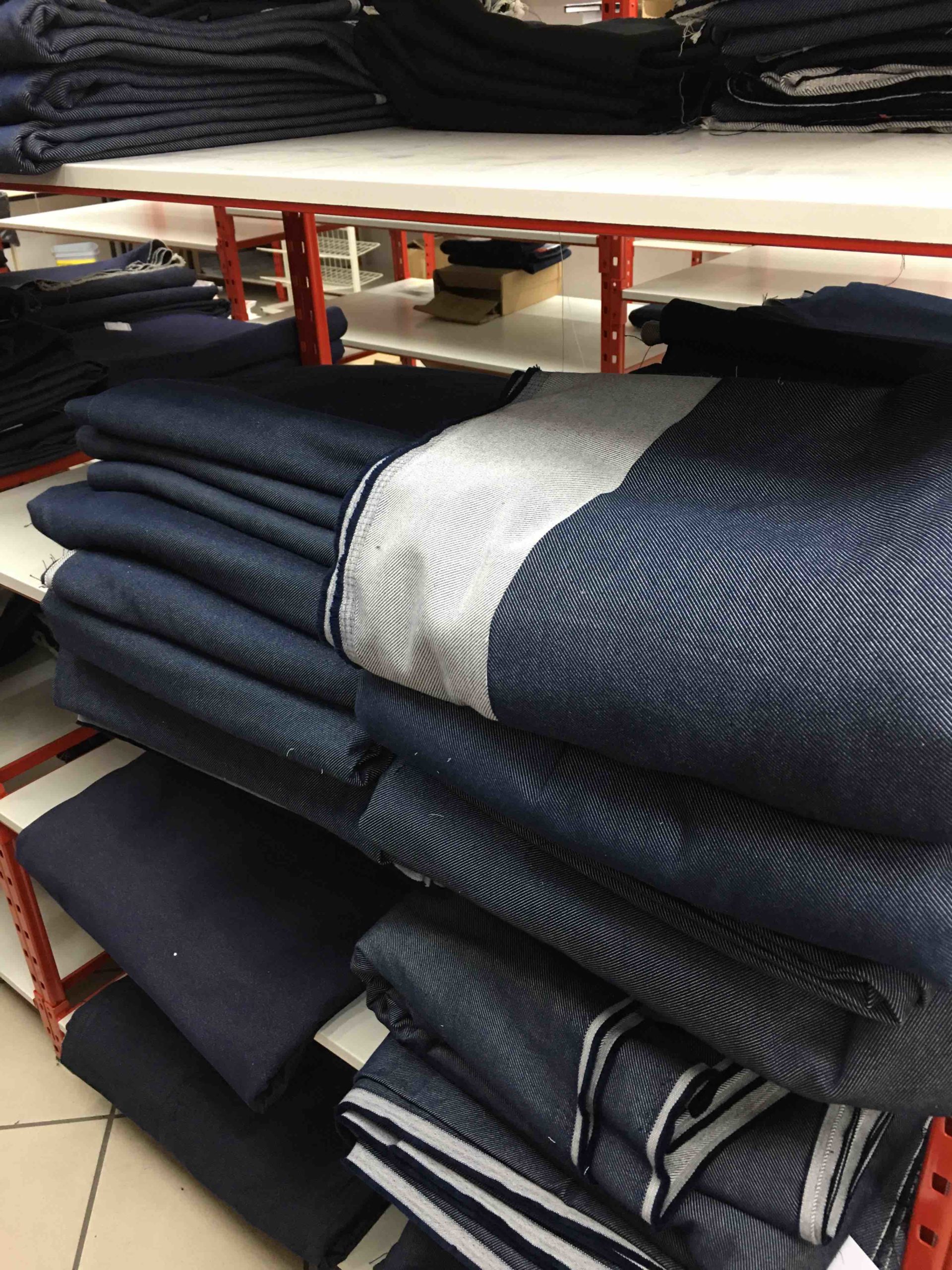 Jeans 1083 store points de vente