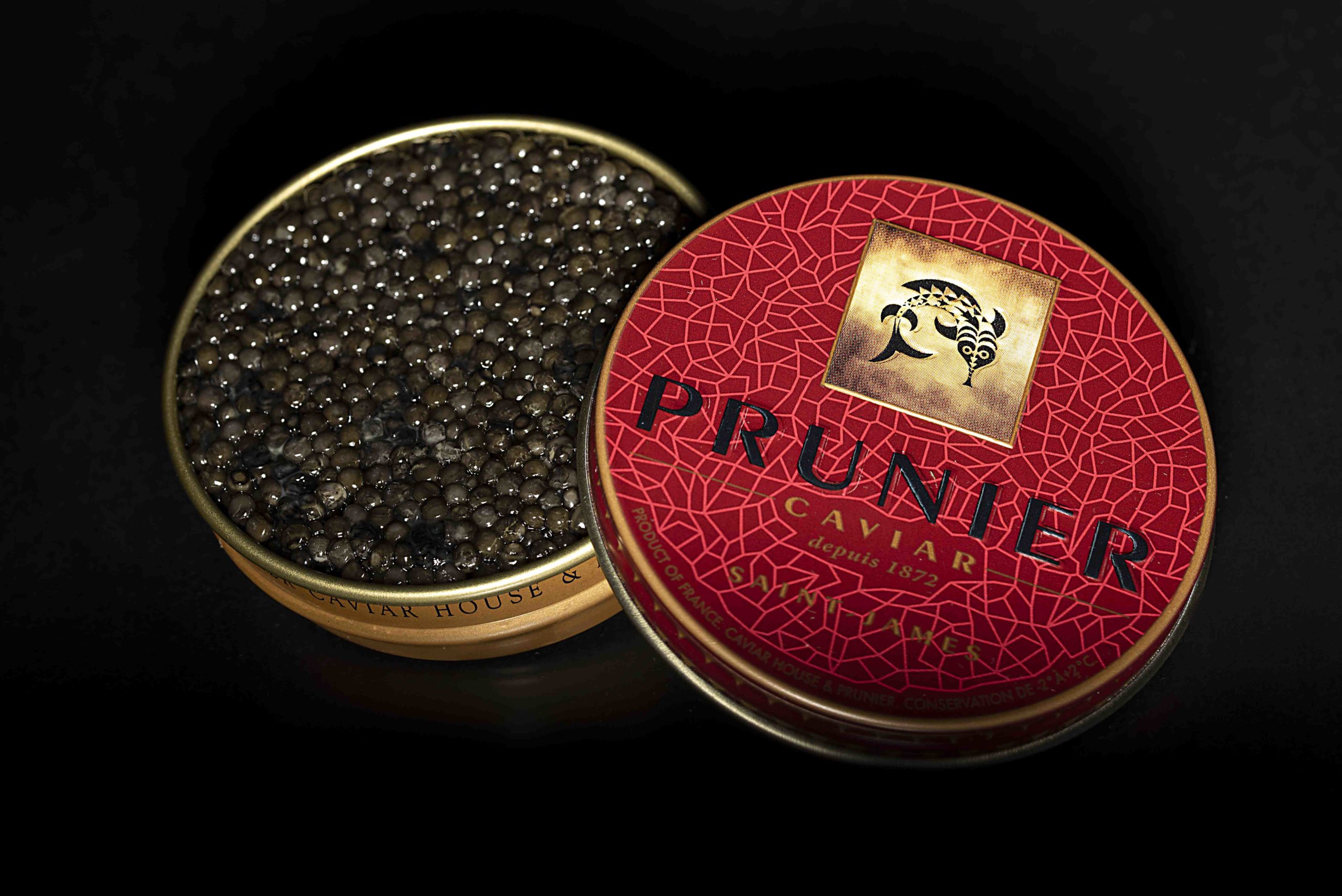 Prunier célèbre les 100 ans du caviar français